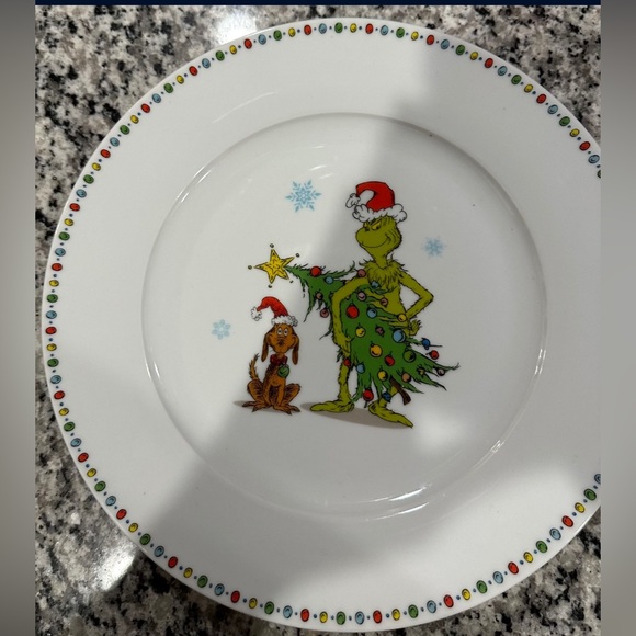 Dr. Seuss Dining The Grinch Dinner Plate Set New Poshmark